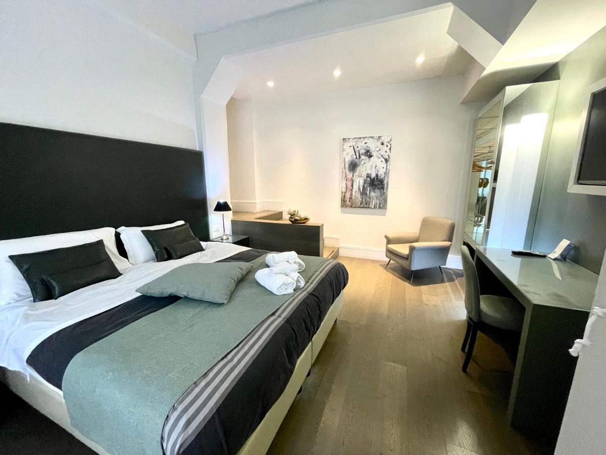Xenia Luxury Rooms Reggio Calabria Exterior photo