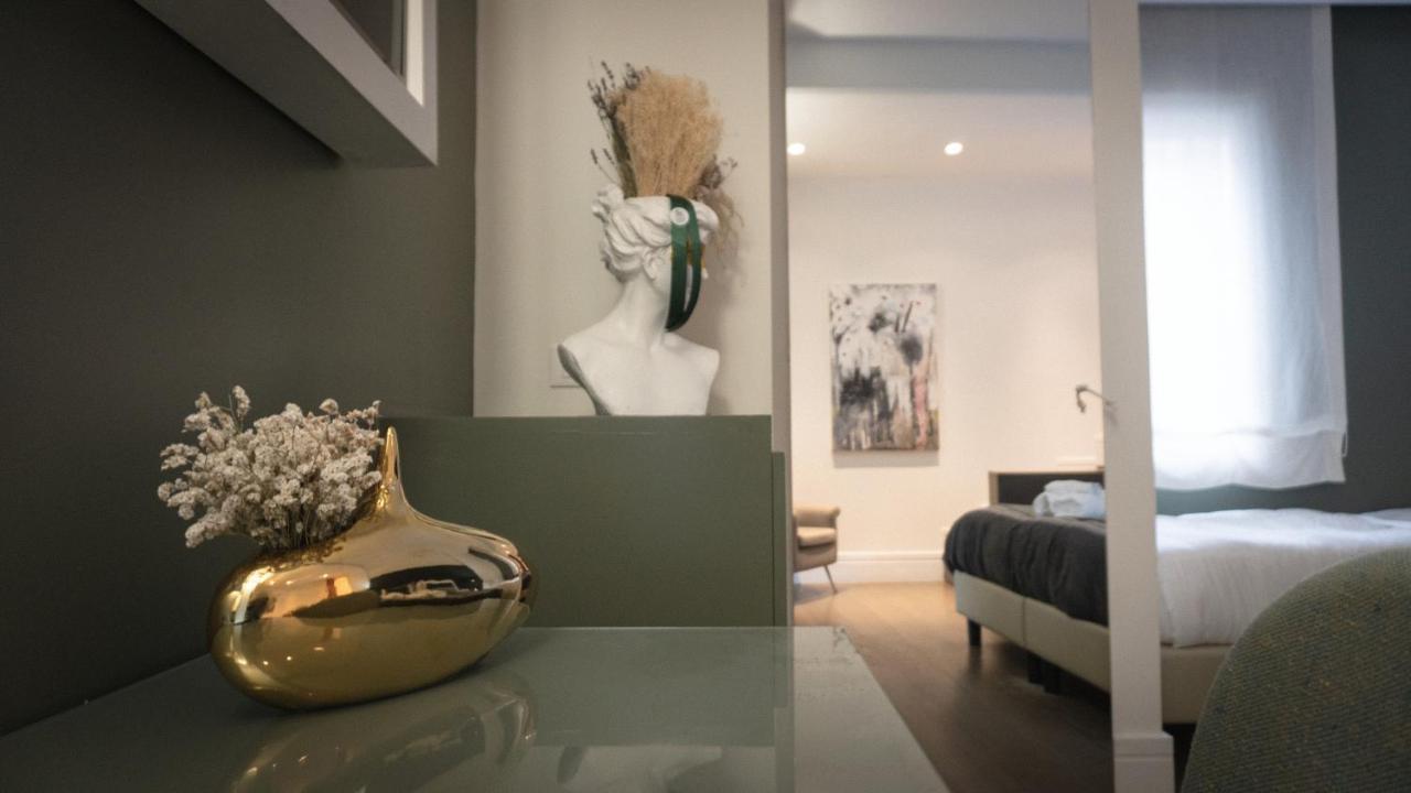 Xenia Luxury Rooms Reggio Calabria Exterior photo